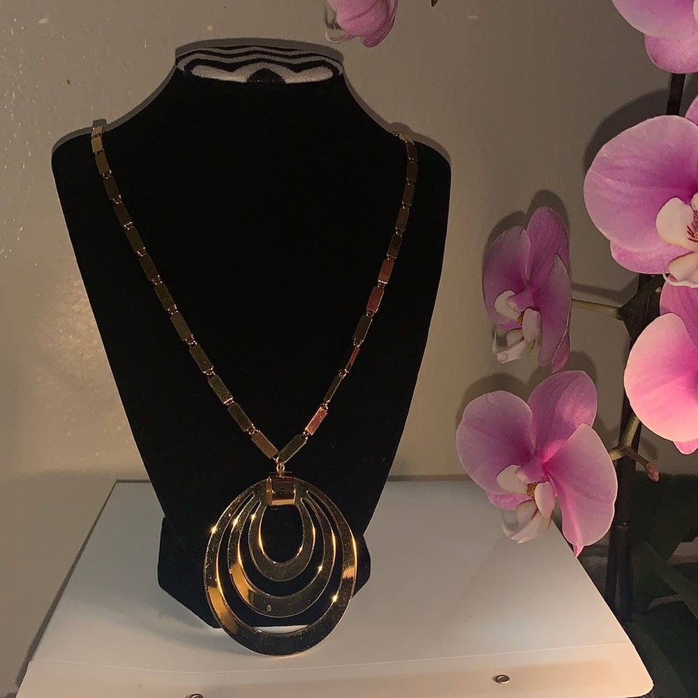 Monet 1970- s link tear drop necklace & pendant - Picture 2 of 8